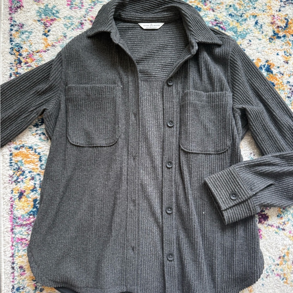 Women cozy  Charcoal Ribbed Button-Up Shirt